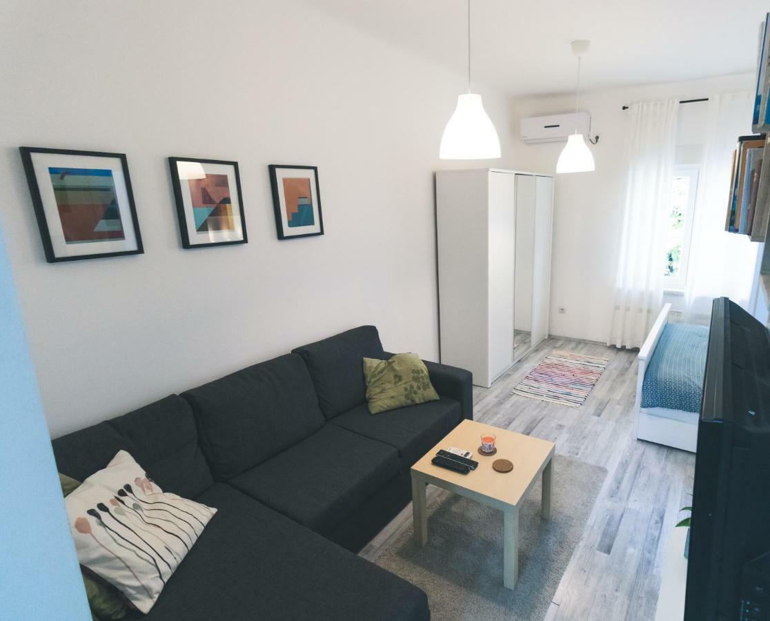 Newly Adapted Studio 88 With Free Parking Zagreb Exterior foto